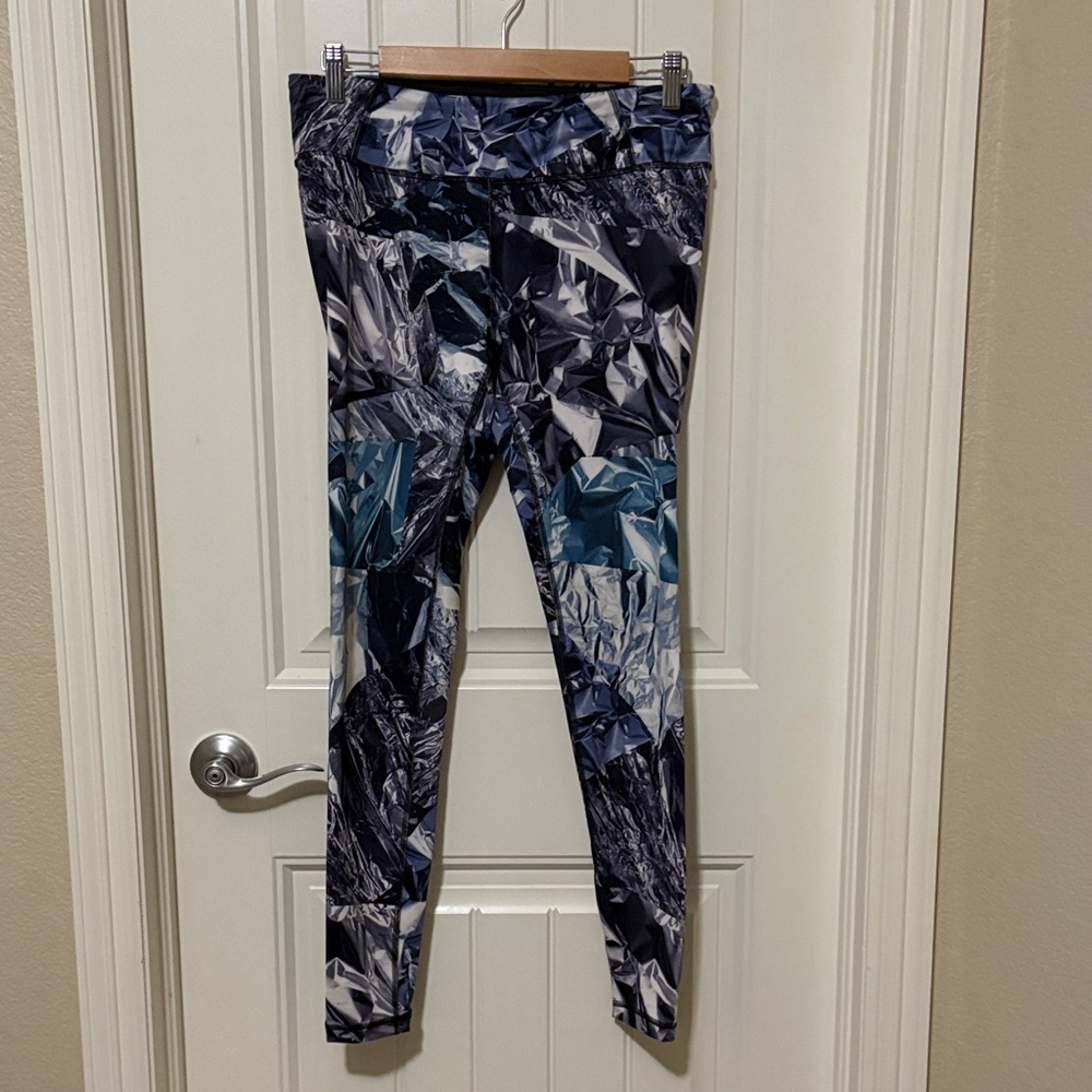 Lucy Revolution Run Abstract‎ Blue & Gray Athletic Leggings